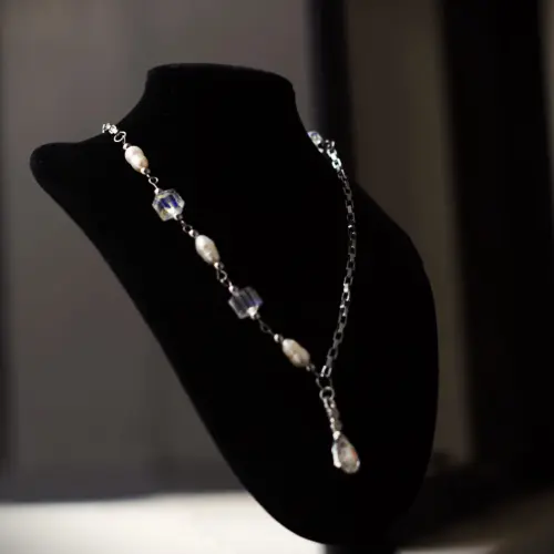 Collar Asymmetric Pearl Steel