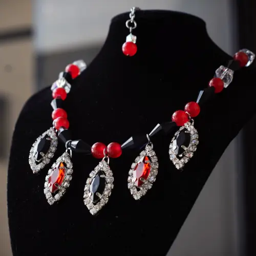 Collar Five Charms Noir